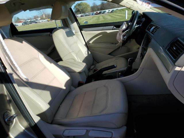 Photo 4 VIN: 1VWAT7A3XFC098116 - VOLKSWAGEN PASSAT 