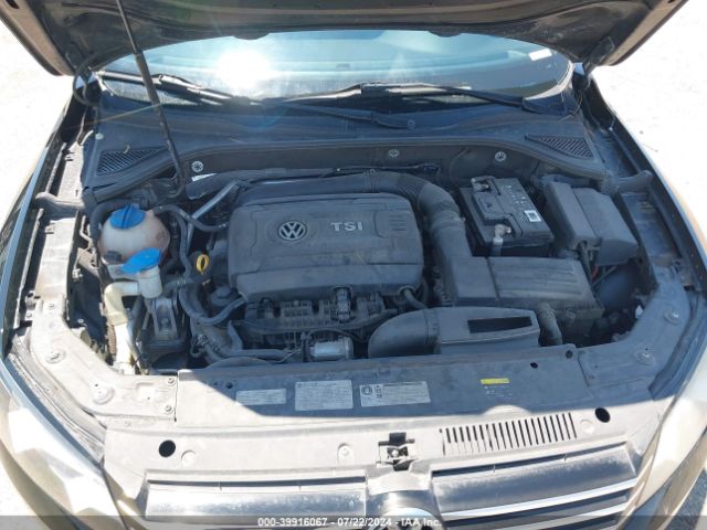 Photo 9 VIN: 1VWAT7A3XFC098200 - VOLKSWAGEN PASSAT 