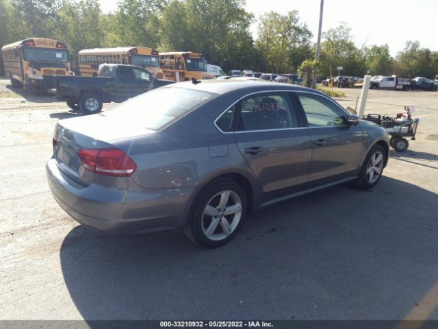 Photo 3 VIN: 1VWAT7A3XFC111687 - VOLKSWAGEN PASSAT 