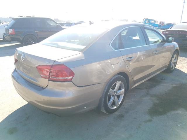 Photo 3 VIN: 1VWAT7A3XFC111799 - VOLKSWAGEN PASSAT 