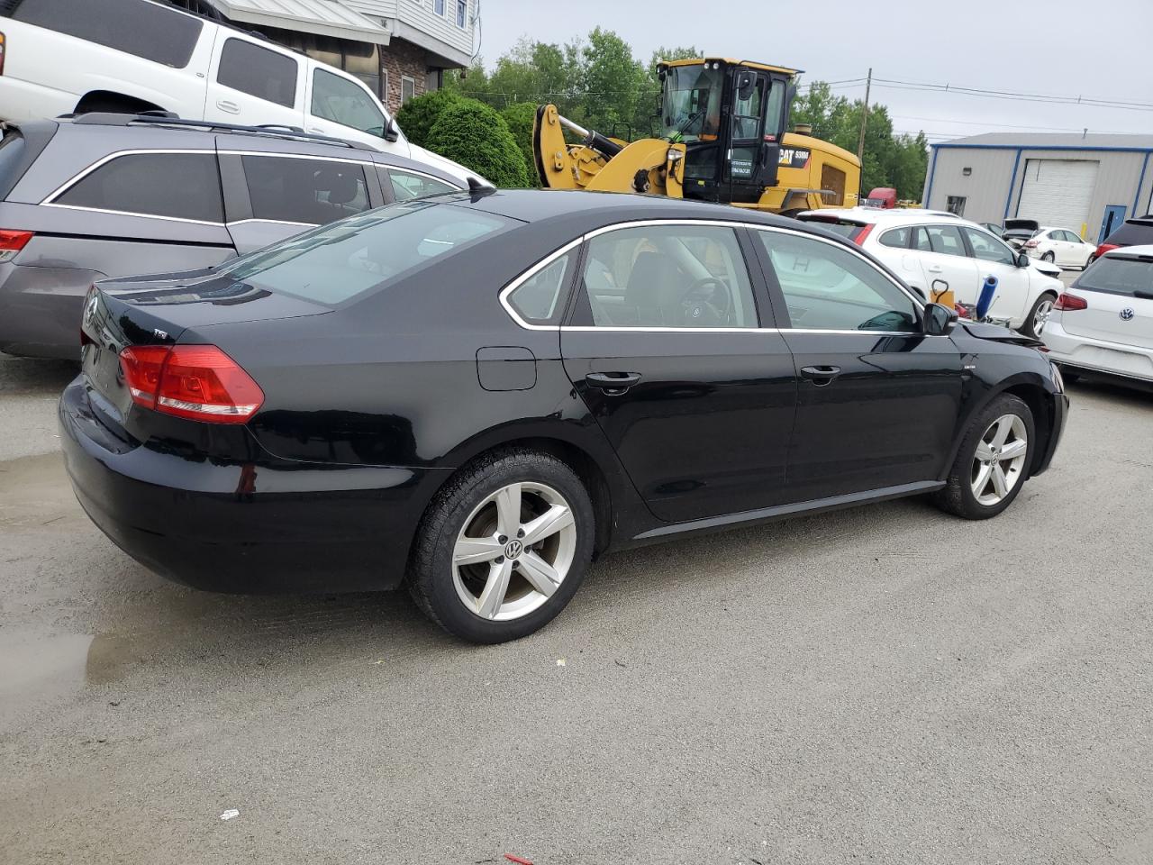 Photo 2 VIN: 1VWAT7A3XFC116159 - VOLKSWAGEN PASSAT 