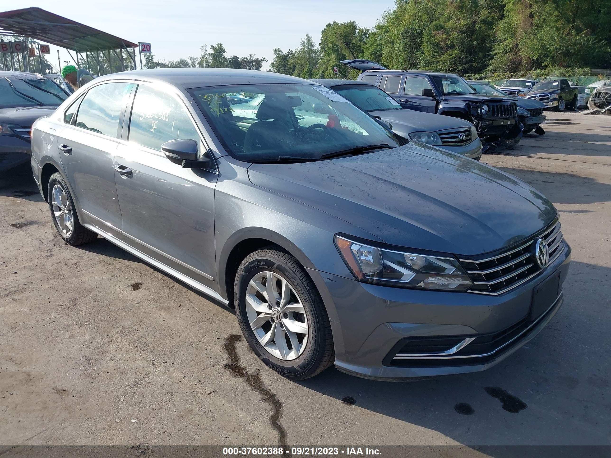 Photo 0 VIN: 1VWAT7A3XGC051170 - VOLKSWAGEN PASSAT 