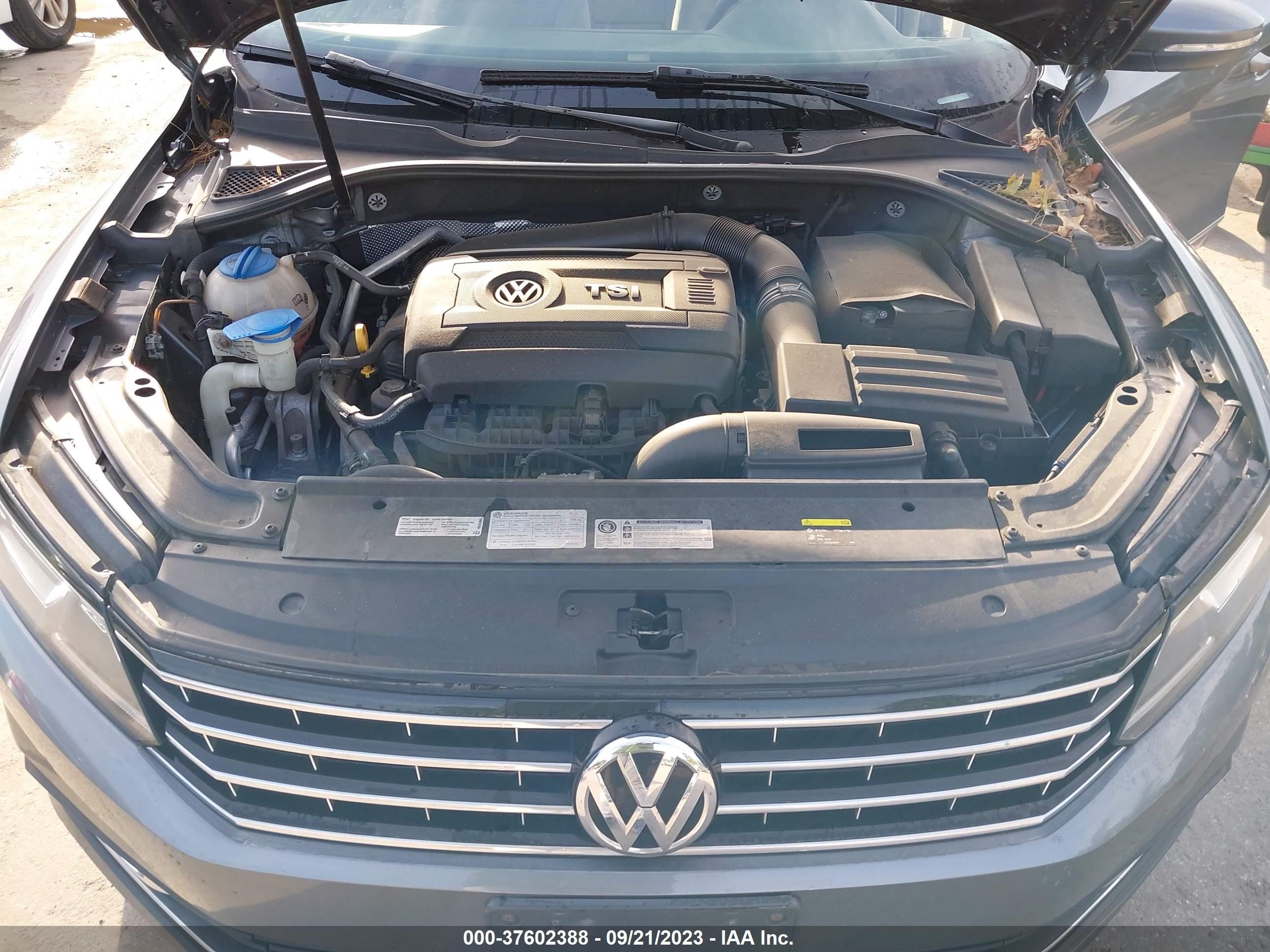 Photo 9 VIN: 1VWAT7A3XGC051170 - VOLKSWAGEN PASSAT 