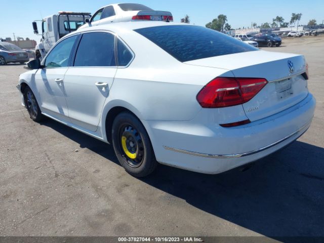 Photo 2 VIN: 1VWAT7A3XGC059933 - VOLKSWAGEN PASSAT 