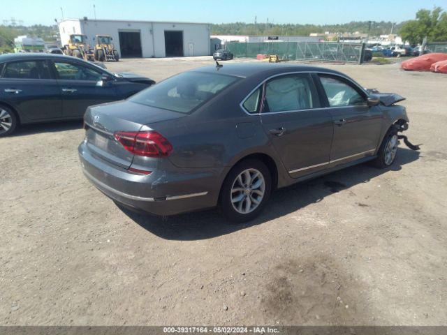 Photo 3 VIN: 1VWAT7A3XHC000916 - VOLKSWAGEN PASSAT 