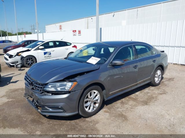 Photo 1 VIN: 1VWAT7A3XHC013245 - VOLKSWAGEN PASSAT 