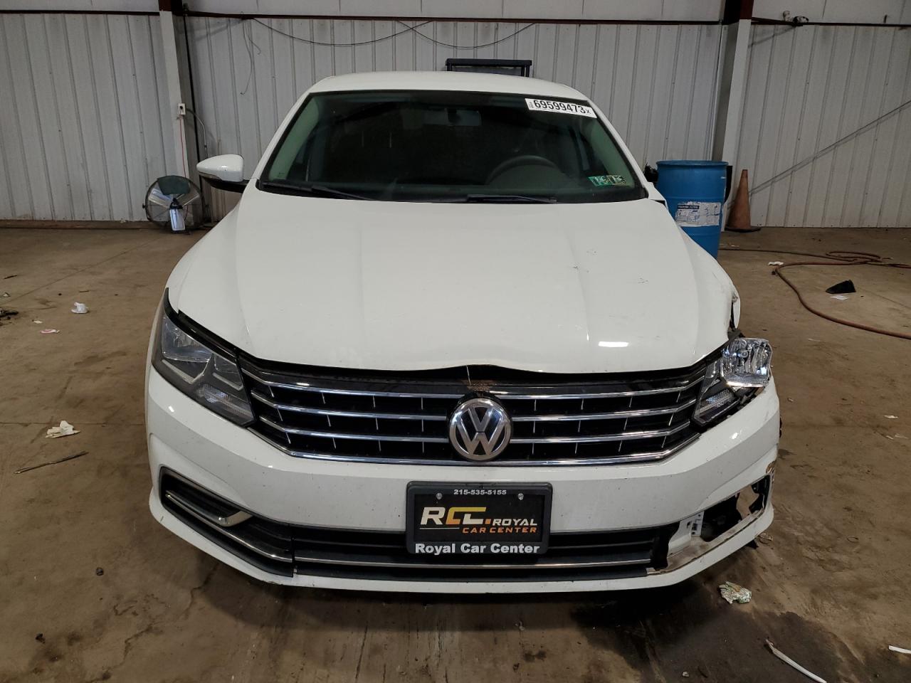 Photo 4 VIN: 1VWAT7A3XHC014136 - VOLKSWAGEN PASSAT 