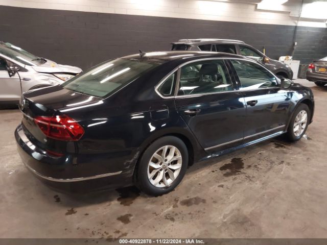 Photo 3 VIN: 1VWAT7A3XHC027629 - VOLKSWAGEN PASSAT 