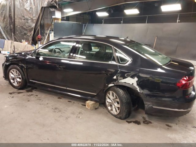 Photo 5 VIN: 1VWAT7A3XHC027629 - VOLKSWAGEN PASSAT 