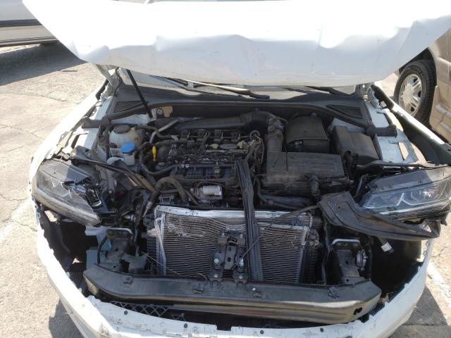 Photo 6 VIN: 1VWBA7A30JC011925 - VOLKSWAGEN PASSAT 