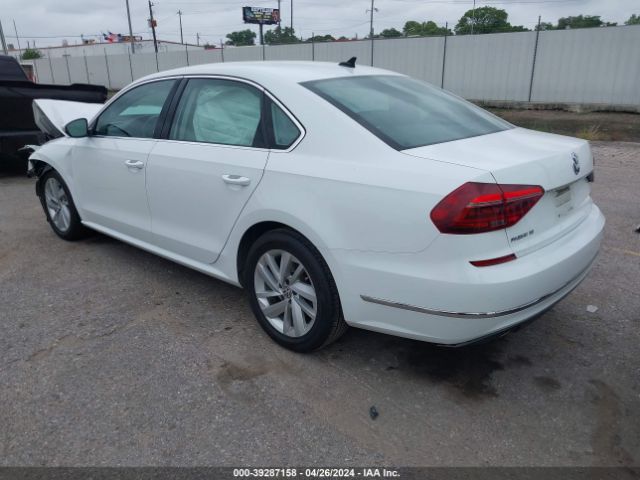 Photo 2 VIN: 1VWBA7A30JC015506 - VOLKSWAGEN PASSAT 