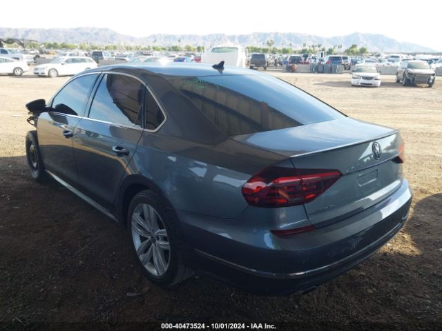 Photo 2 VIN: 1VWBA7A30JC027039 - VOLKSWAGEN PASSAT 