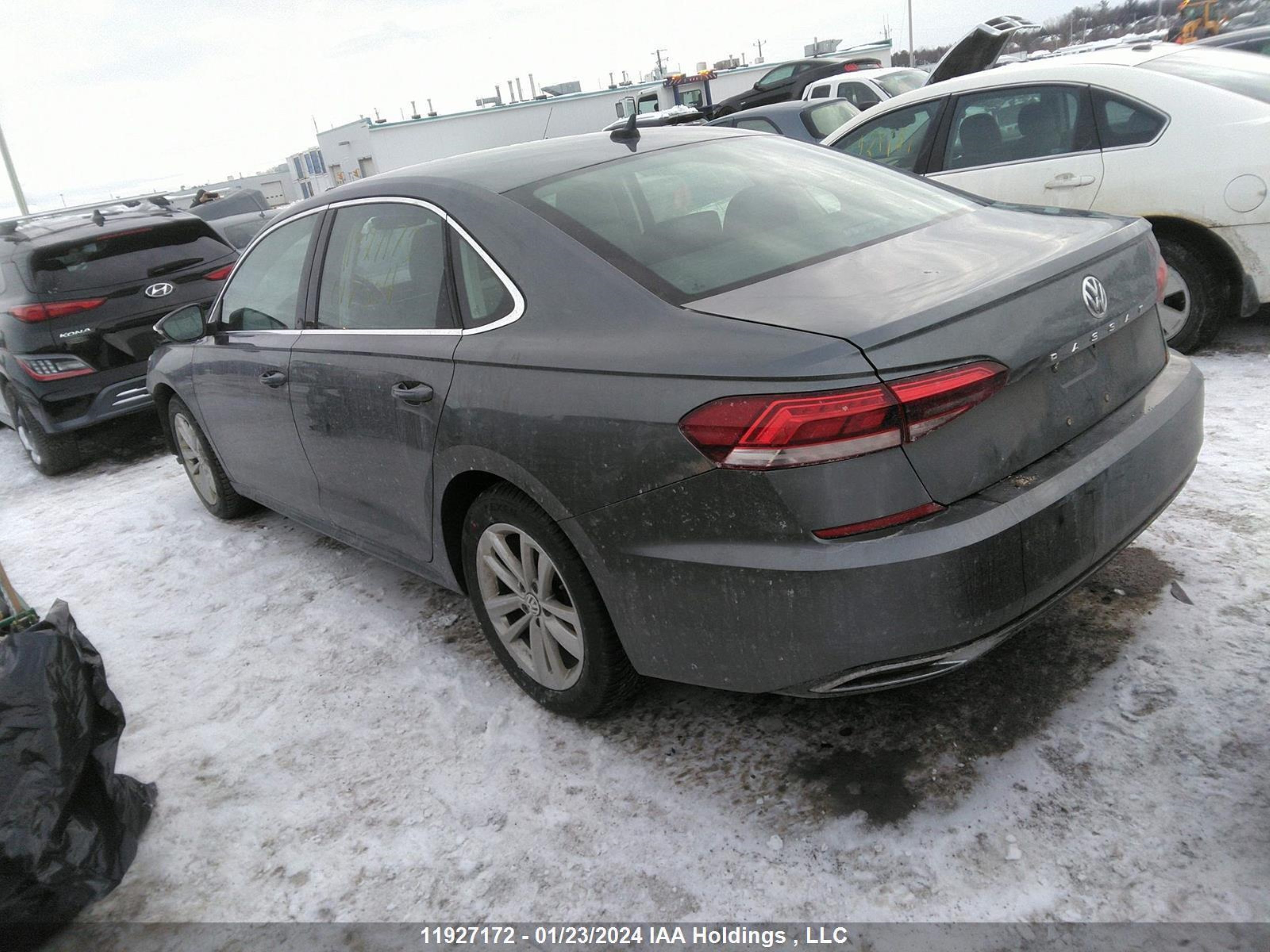 Photo 2 VIN: 1VWBA7A30MC017504 - VOLKSWAGEN PASSAT 