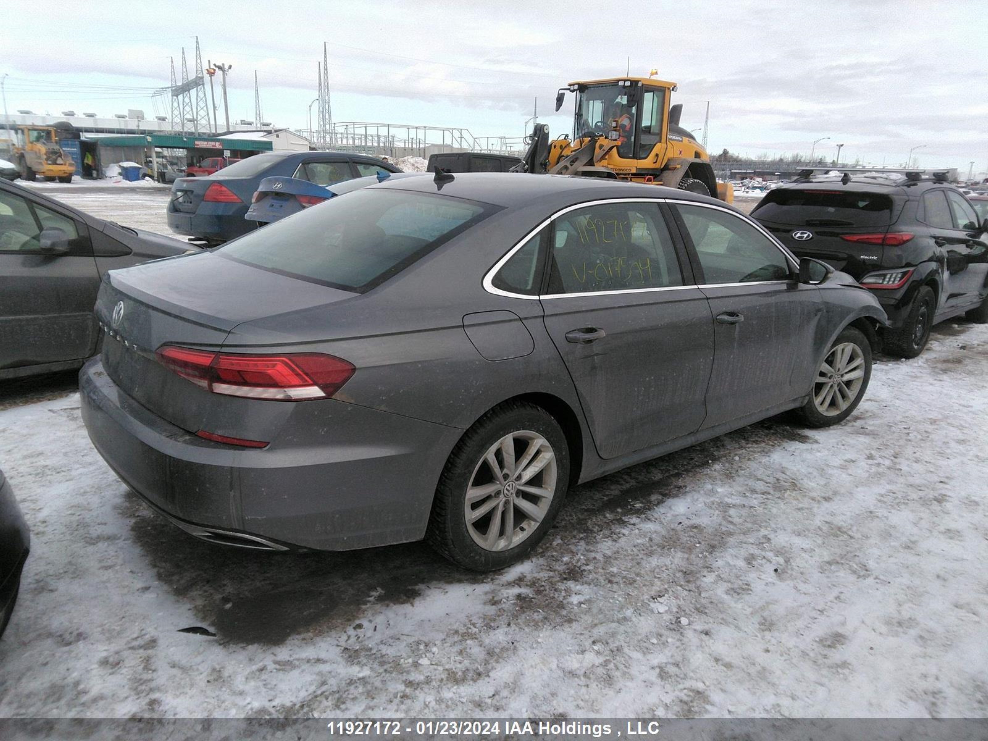 Photo 3 VIN: 1VWBA7A30MC017504 - VOLKSWAGEN PASSAT 