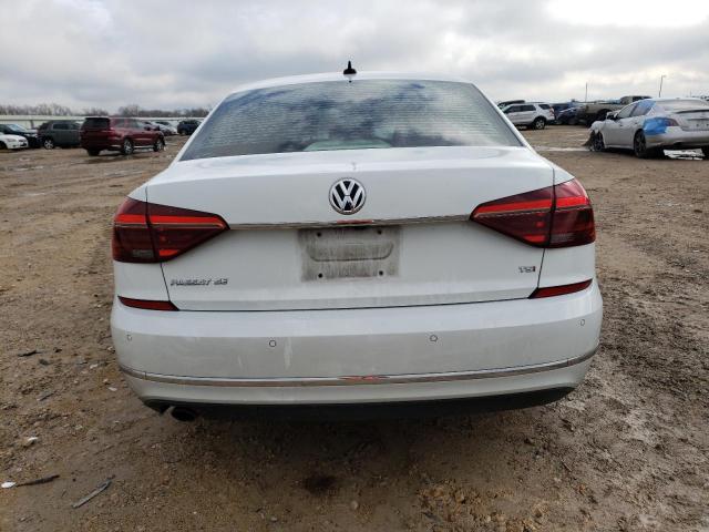 Photo 5 VIN: 1VWBA7A31JC017815 - VOLKSWAGEN PASSAT 