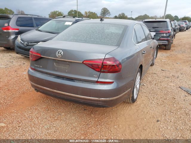 Photo 3 VIN: 1VWBA7A31JC021590 - VOLKSWAGEN PASSAT 