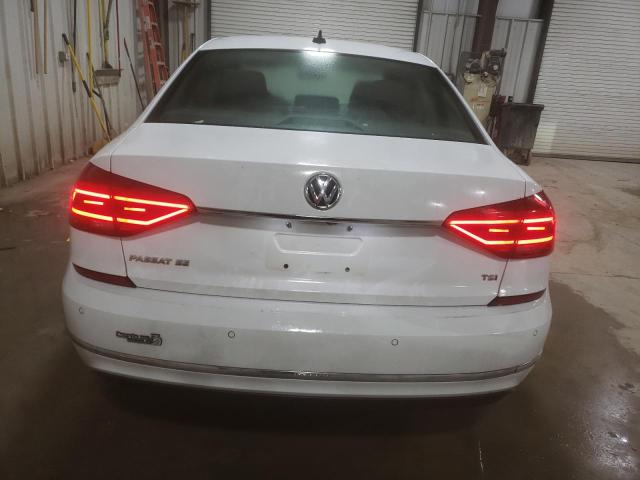 Photo 5 VIN: 1VWBA7A31JC029656 - VOLKSWAGEN PASSAT 