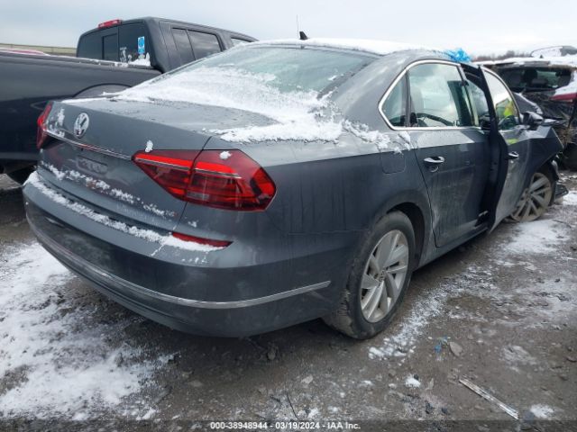 Photo 3 VIN: 1VWBA7A31JC048563 - VOLKSWAGEN PASSAT 