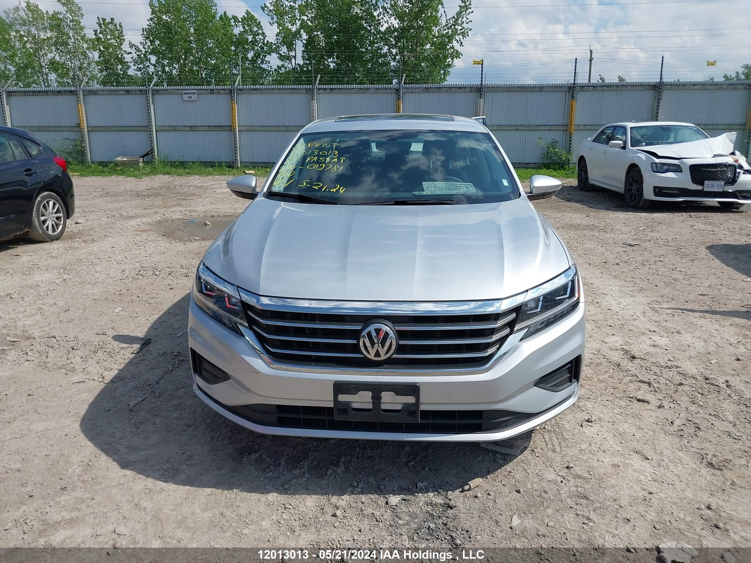 Photo 11 VIN: 1VWBA7A31MC012781 - VOLKSWAGEN PASSAT 