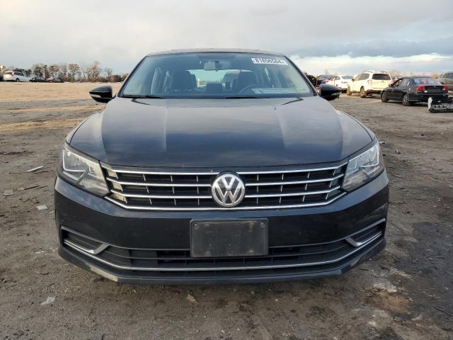 Photo 4 VIN: 1VWBA7A32JC017290 - VOLKSWAGEN PASSAT SE 