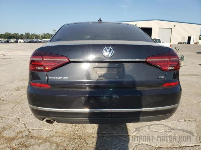 Photo 5 VIN: 1VWBA7A32JC046238 - VOLKSWAGEN PASSAT 