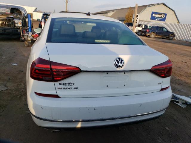 Photo 5 VIN: 1VWBA7A32JC047874 - VOLKSWAGEN PASSAT 