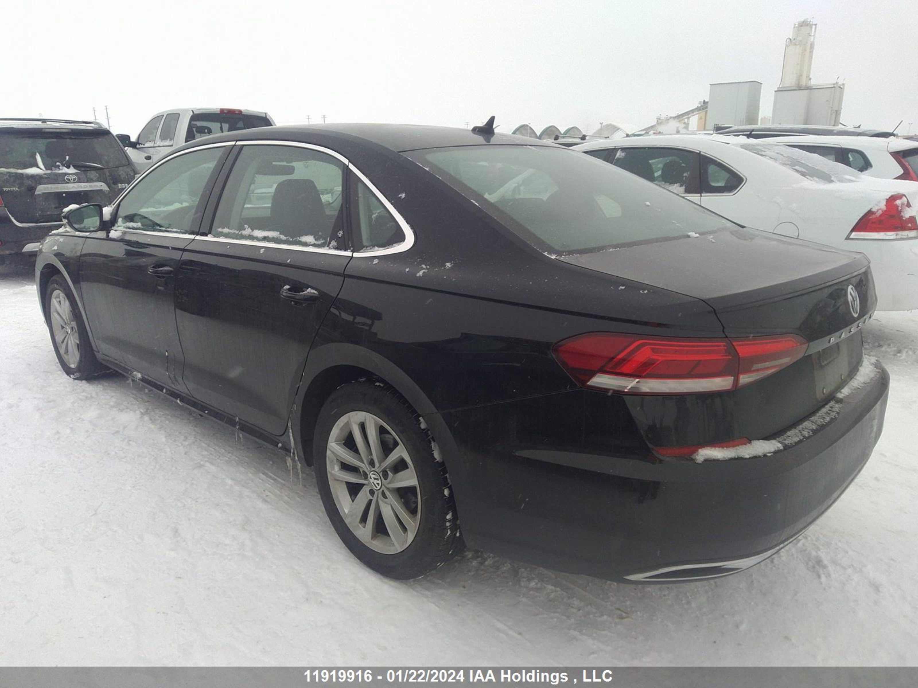 Photo 2 VIN: 1VWBA7A33MC003578 - VOLKSWAGEN PASSAT 