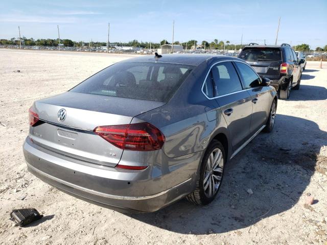 Photo 3 VIN: 1VWBA7A34JC001110 - VOLKSWAGEN PASSAT 