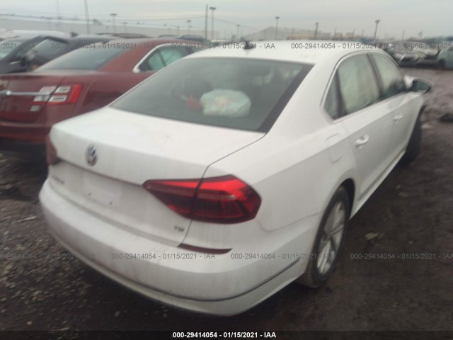 Photo 3 VIN: 1VWBA7A34JC023303 - VOLKSWAGEN PASSAT 