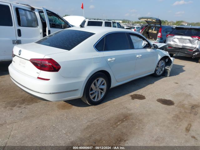 Photo 3 VIN: 1VWBA7A35JC014612 - VOLKSWAGEN PASSAT 