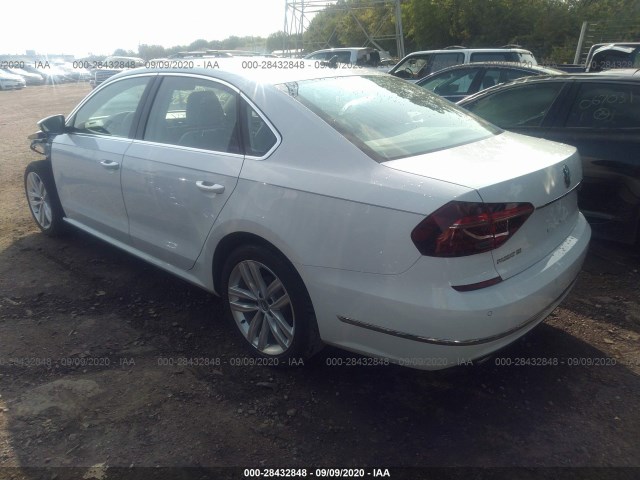 Photo 2 VIN: 1VWBA7A35JC045276 - VOLKSWAGEN PASSAT 