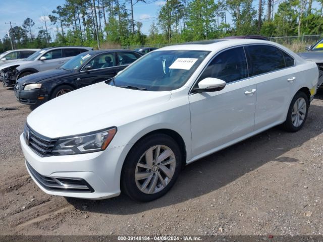 Photo 1 VIN: 1VWBA7A36JC023688 - VOLKSWAGEN PASSAT 