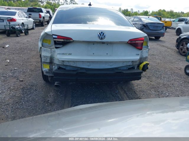 Photo 5 VIN: 1VWBA7A36JC023688 - VOLKSWAGEN PASSAT 