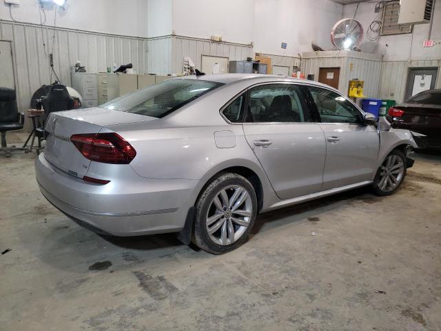 Photo 2 VIN: 1VWBA7A37JC006995 - VOLKSWAGEN PASSAT 