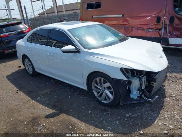 Photo 0 VIN: 1VWBA7A37JC008486 - VOLKSWAGEN PASSAT 