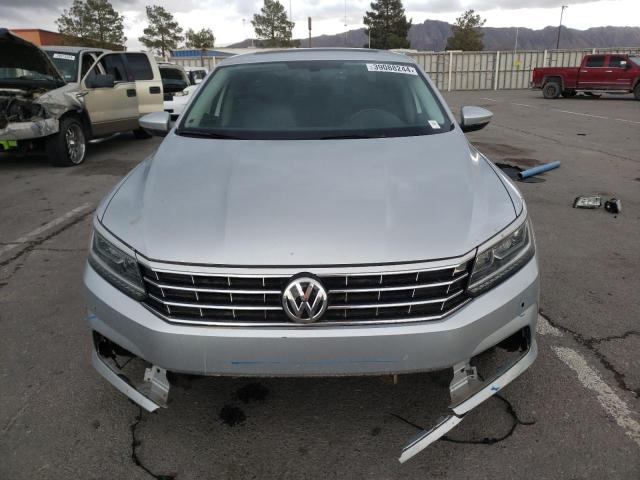 Photo 4 VIN: 1VWBA7A37JC010853 - VOLKSWAGEN PASSAT 