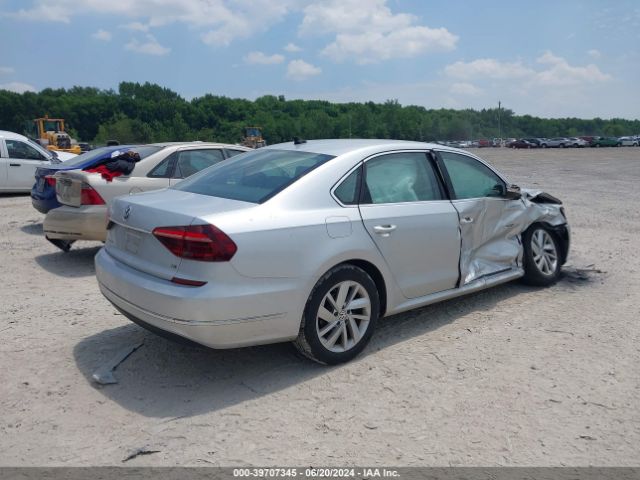 Photo 3 VIN: 1VWBA7A37JC026065 - VOLKSWAGEN PASSAT 