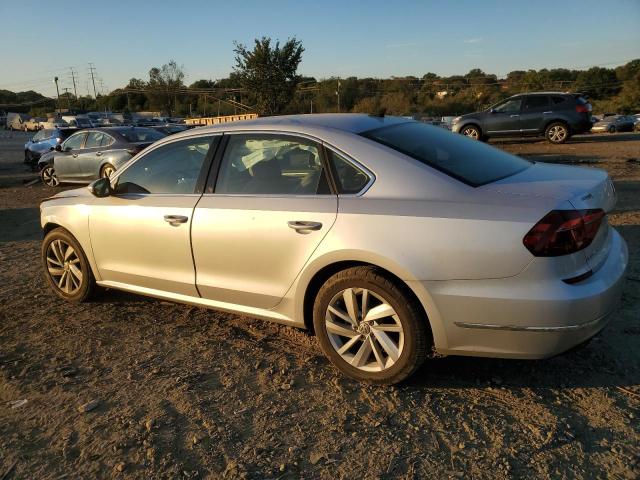 Photo 1 VIN: 1VWBA7A38JC004415 - VOLKSWAGEN PASSAT 