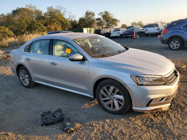 Photo 3 VIN: 1VWBA7A38JC004415 - VOLKSWAGEN PASSAT 