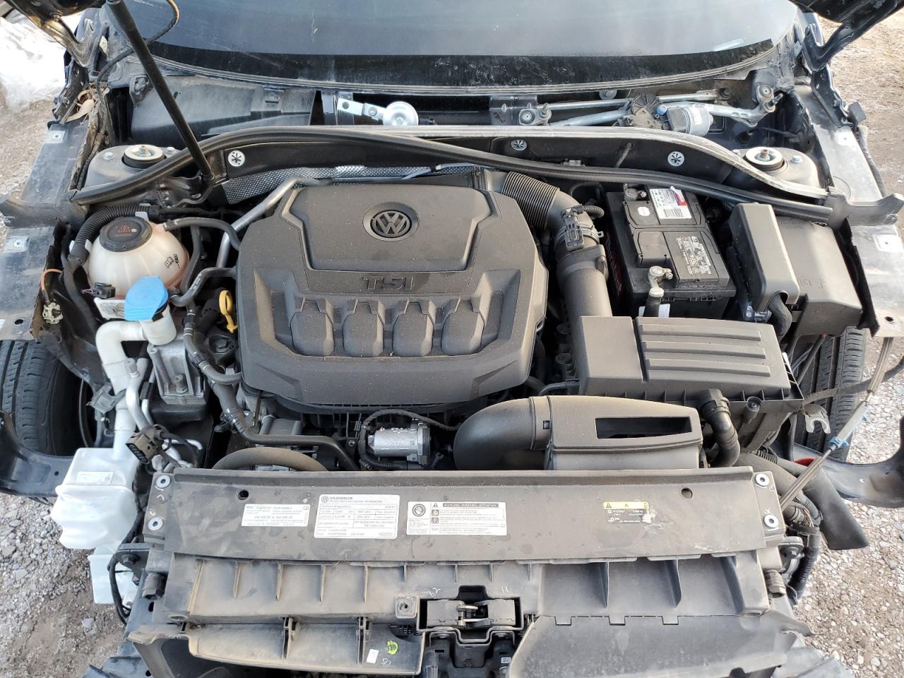 Photo 10 VIN: 1VWBA7A38JC021800 - VOLKSWAGEN PASSAT 