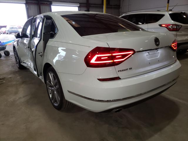 Photo 2 VIN: 1VWBA7A39JC002866 - VOLKSWAGEN PASSAT 