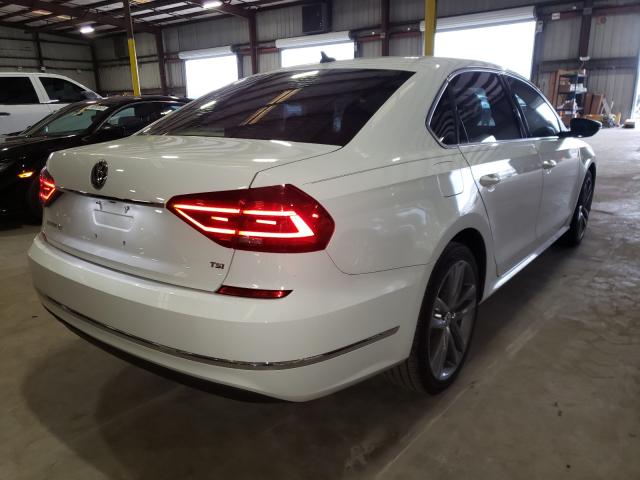 Photo 3 VIN: 1VWBA7A39JC002866 - VOLKSWAGEN PASSAT 