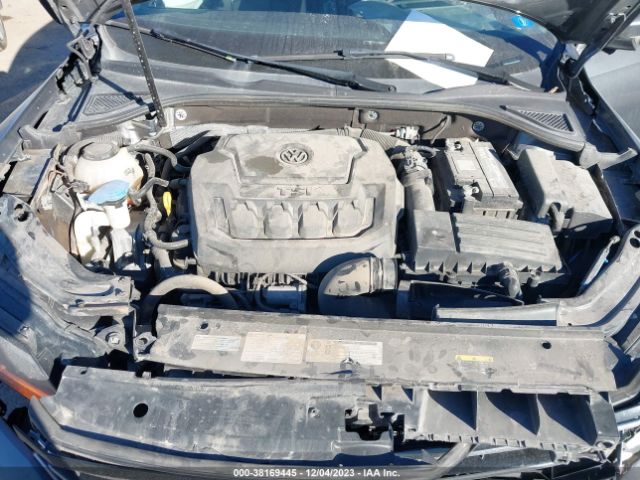 Photo 9 VIN: 1VWBA7A39JC044664 - VOLKSWAGEN PASSAT 