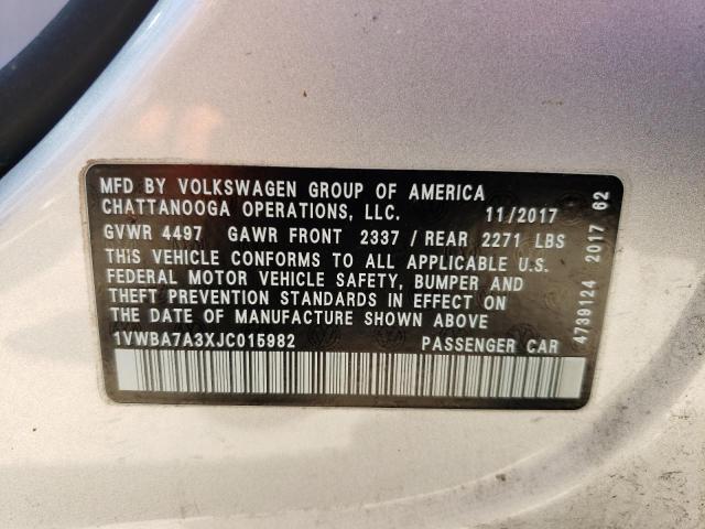 Photo 11 VIN: 1VWBA7A3XJC015982 - VOLKSWAGEN PASSAT 