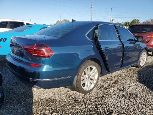 Photo 2 VIN: 1VWBA7A3XJC024441 - VOLKSWAGEN PASSAT SE 