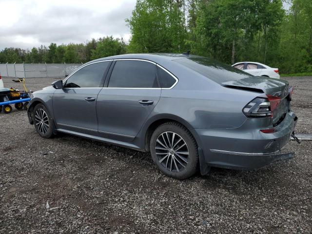 Photo 1 VIN: 1VWBA7A3XJC024455 - VOLKSWAGEN PASSAT 