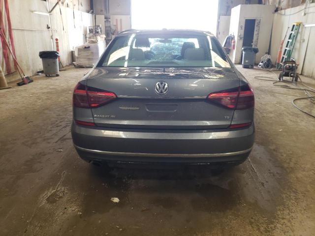 Photo 5 VIN: 1VWBA7A3XJC026271 - VOLKSWAGEN PASSAT 