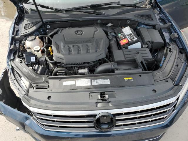 Photo 10 VIN: 1VWBA7A3XJC028408 - VOLKSWAGEN PASSAT 