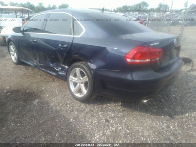 Photo 2 VIN: 1VWBH7A30CC022812 - VOLKSWAGEN PASSAT 