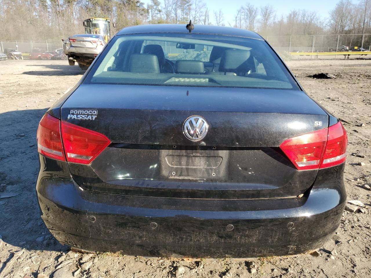 Photo 5 VIN: 1VWBH7A30CC029663 - VOLKSWAGEN PASSAT 